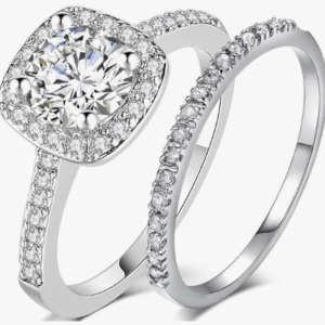 Sparkling Halo Engagement Ring Set