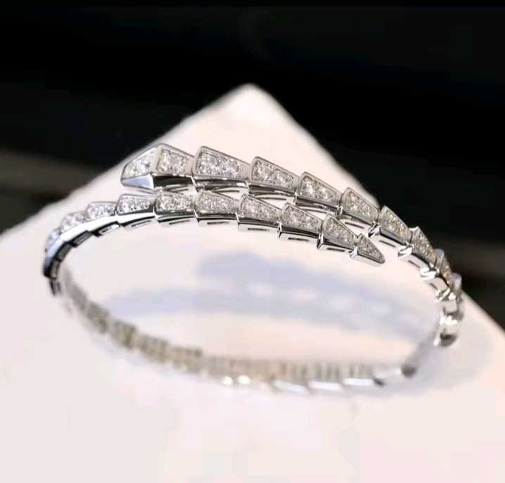 New Sterling Silver 18k Gold Plated Moissanite Bracelet - Image 5