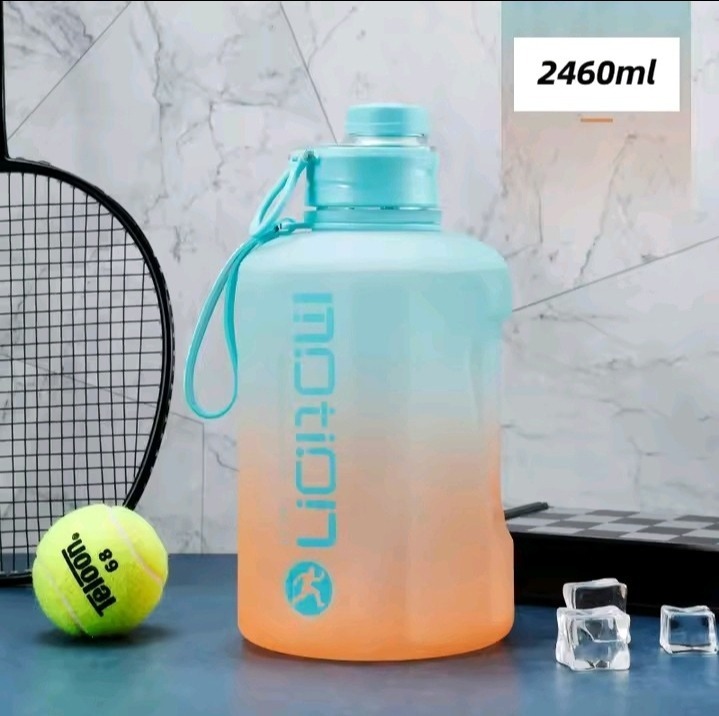 2 Liter Sport Water Bottle with Straw - Image 8