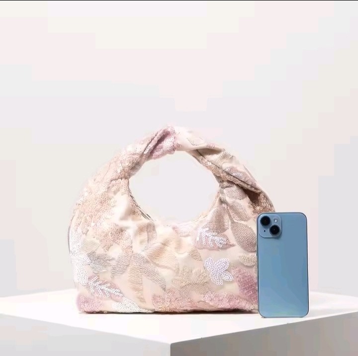 Luxury Sequin Handbag - Image 5