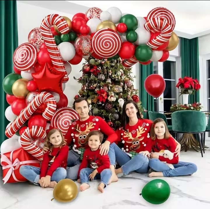 137PCS Christmas Balloon Set - Image 4