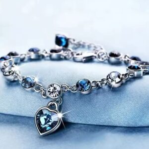 Heart shaped bracelet